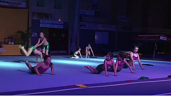 Gymnastique Gala 2016 'La Tarnaise' de Lavaur (81): 'Les Sirènes' avec les poussines #TvLocale_fr